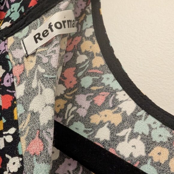 Reformation floral dress size XS - Picture 3 of 3